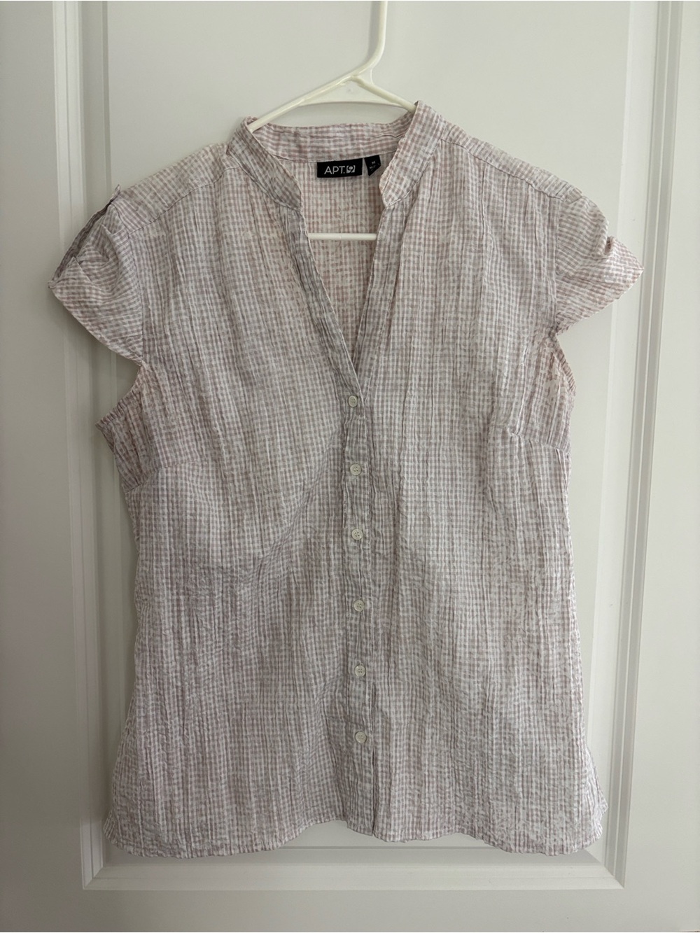 Apt. 9 Lightweight Pink and White Short-Sleeve Button-Down Shirt